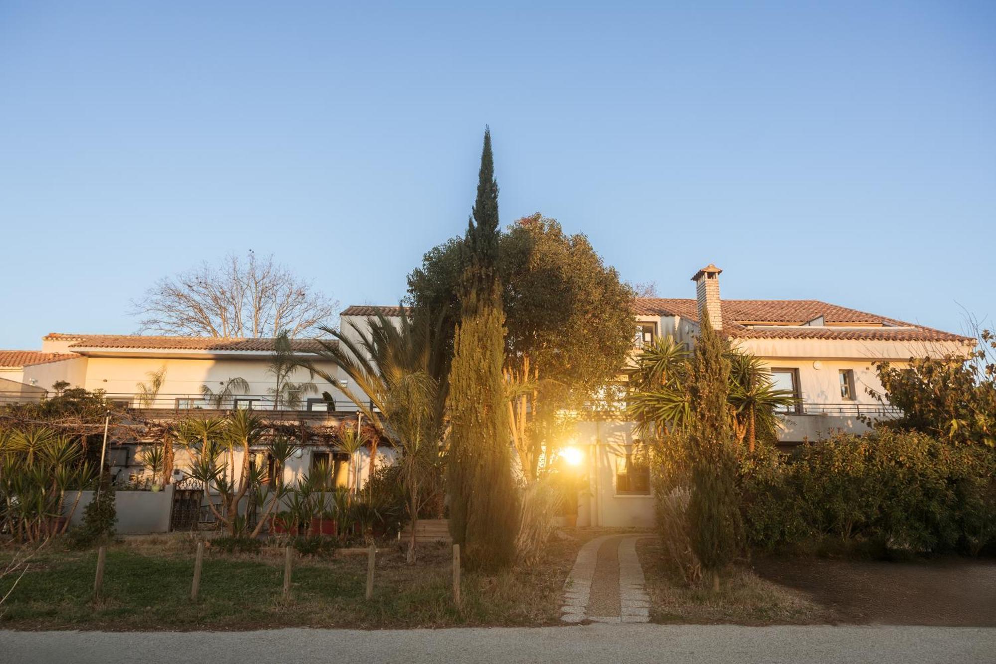 Hotel Canal Aigues Mortes Exterior foto